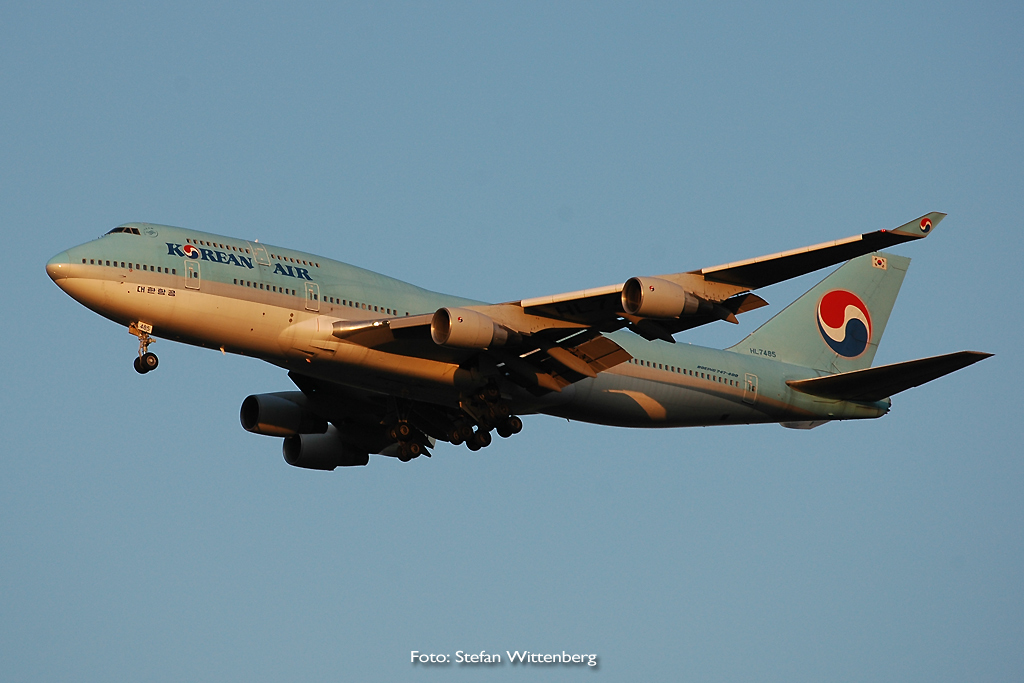 Boeing 747-4B5, Korean Air